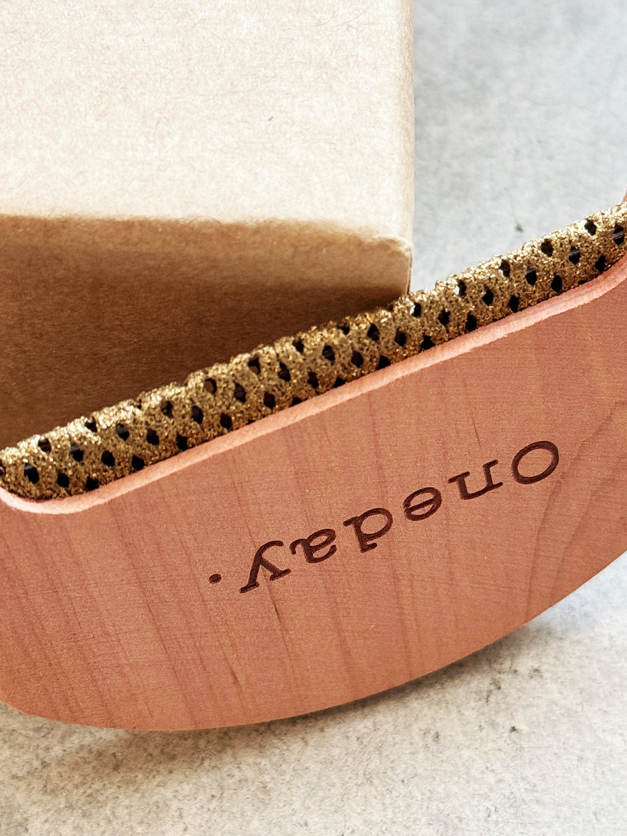 Cedar Wood Lint Remover