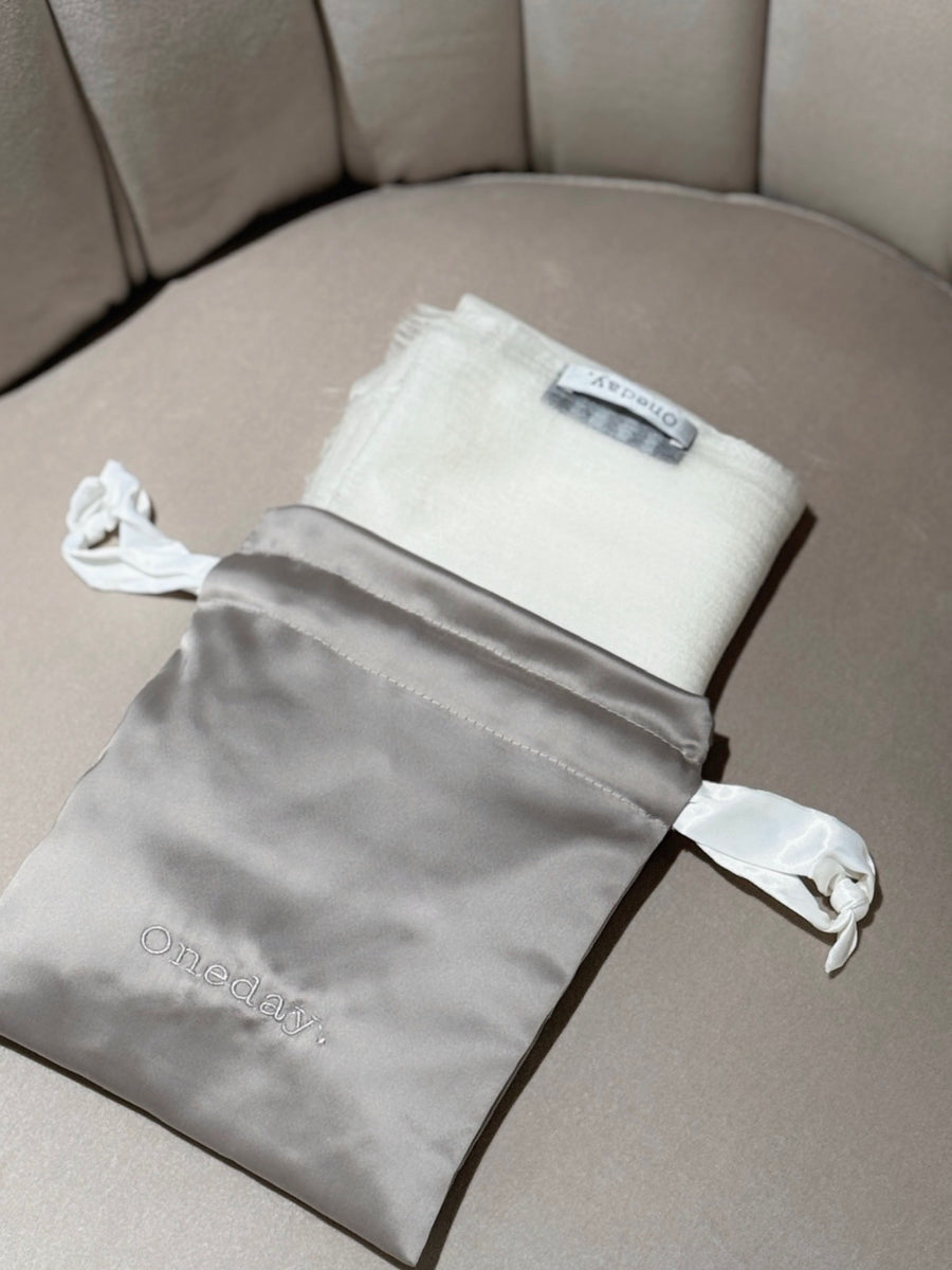 Featherlight Cashmere Scarf