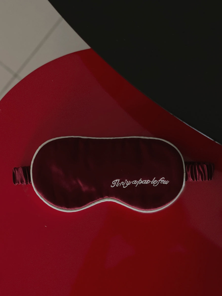 Eye Mask Ivoire/Forbidden Red