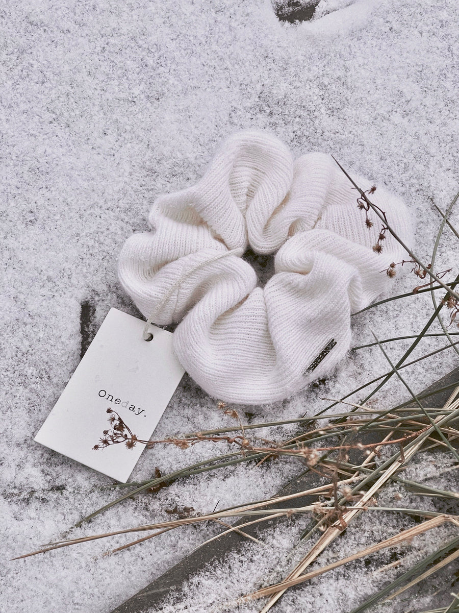 Cashmere Scrunchie