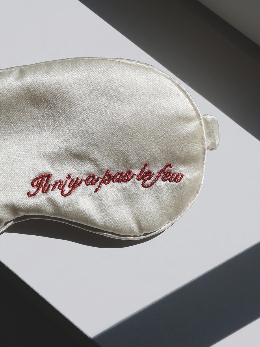 Eye Mask Ivoire/Forbidden Red
