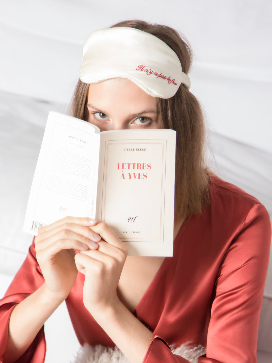 Eye Mask Ivoire/Forbidden Red